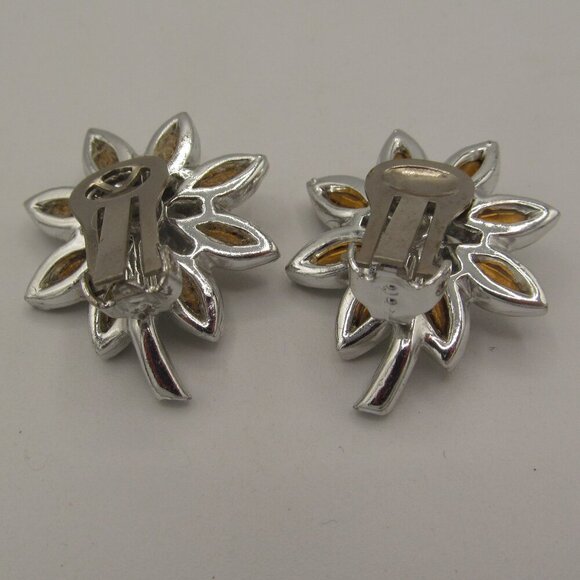 Vintage Sunflower Clip on Earrings - Picture 3 of 4